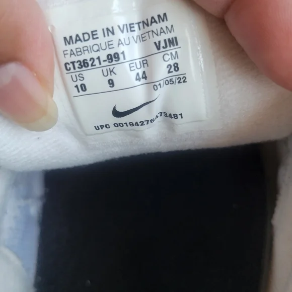 Nike Womans Air 90 Sneakers - Cream and Red Good Condition Sz 10 - Picture 3 of 10